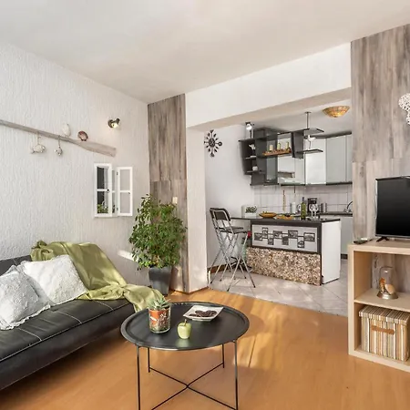 Cozy In With Wifi Appartement